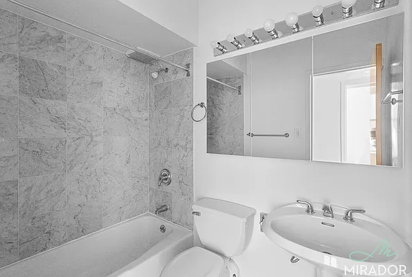 Rented by Mirador Real Estate | media 20