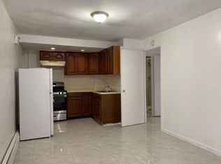 2046 Bogart Ave, Bronx, NY 10462