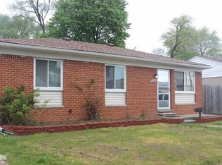 11289 Toepfer Rd, Warren, MI 48089