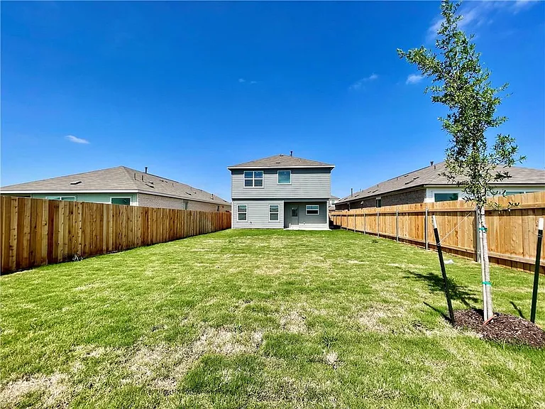 118 Canley Loop — Photo 32
