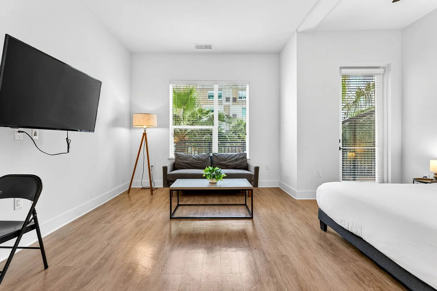 Studio, 1.0 bath, 5381 sqft, $5,147 — Photo 2