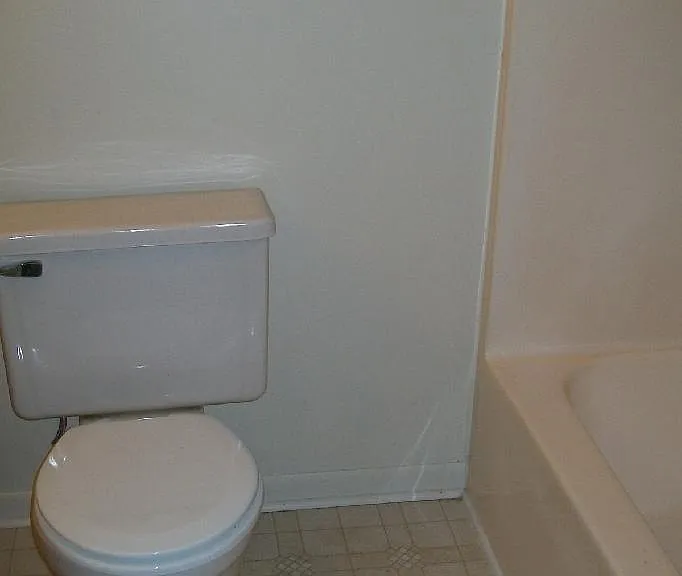 126 Hampton Dr — Photo 7