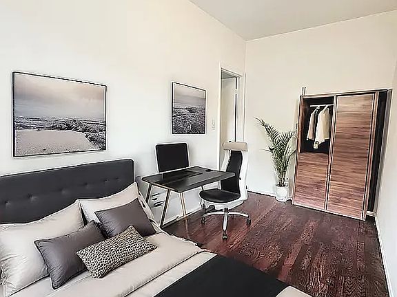 5th image of 218 Thompson St APT 31