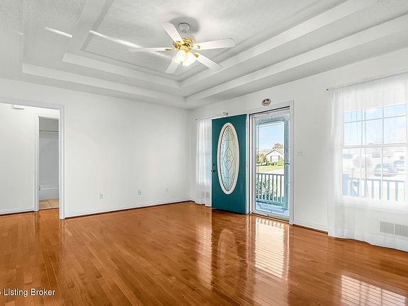 4th image of 155 W Emerald Cir