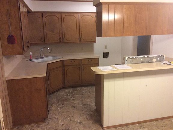 3rd image of 1404 E Park Ave