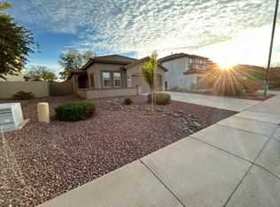 877 E Wimpole Ave, Gilbert, AZ 85297