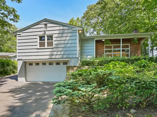 150 Brook Run Lane, Stamford, CT 06905
