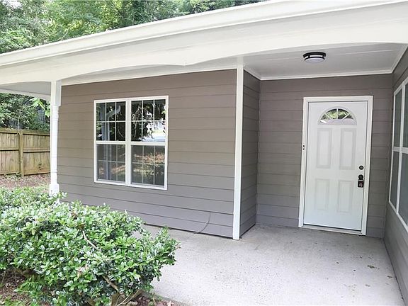 2nd image of 5141 Farm Place Dr NE
