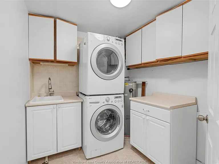 1885 Normandy St #305 — Photo 21