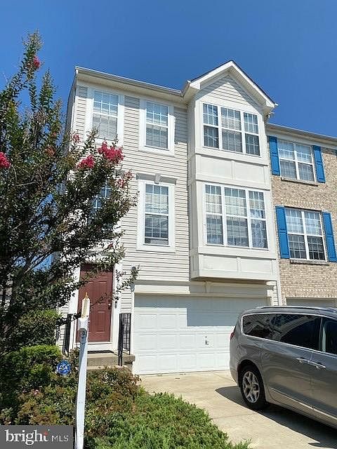 1st image of 46036 Gooseneck Dr