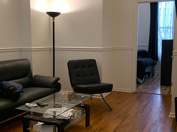 Unit 1 2 Bed / 1 Bath
