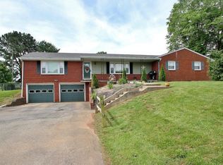 9030 Stewartsville Rd, Moneta, VA 24121