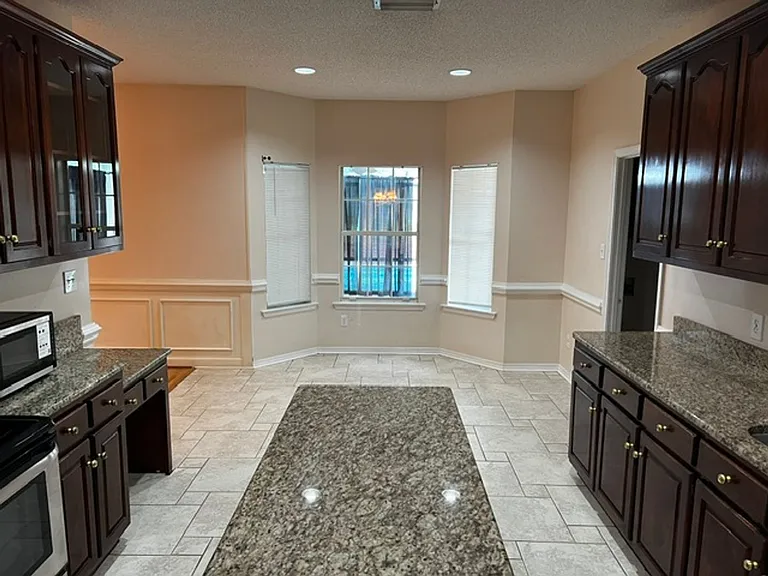 7470 Mallard Dr — Photo 5
