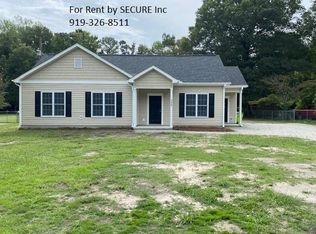300 Briarwood Ln, New Bern, NC 28560