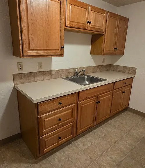 775 SW Washington Ave — Photo 24