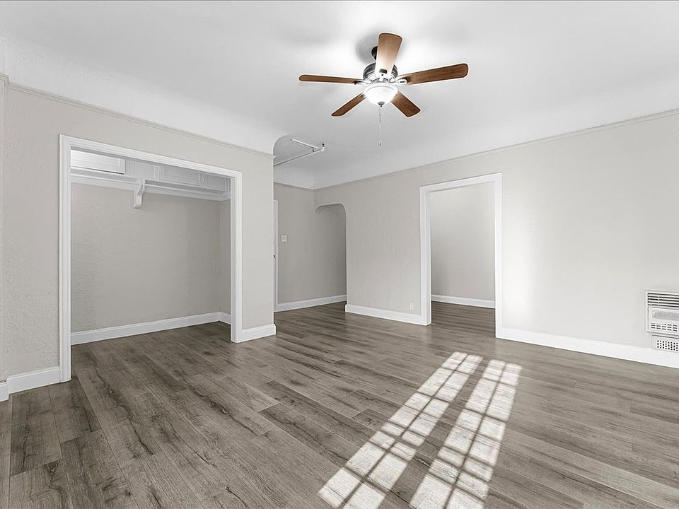 1st image of 118 N Westmoreland Ave Unit 201
