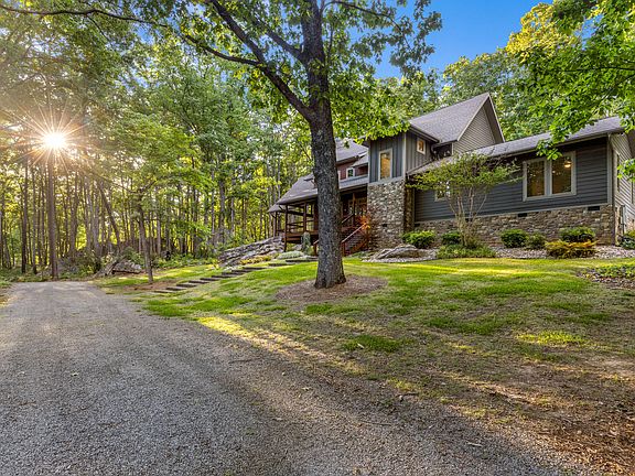 68th image of 748 Woodcock Rd
