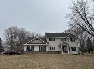 2725 Tranquility Dr, Saint Cloud, MN 56301