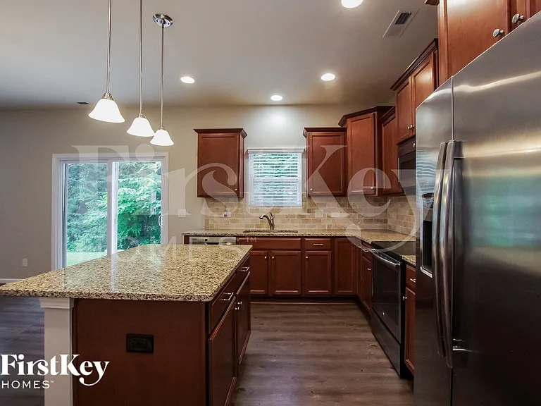 8054 Hereford St — Photo 6