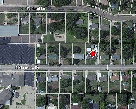 1st image of 203 E Magnolia Dr