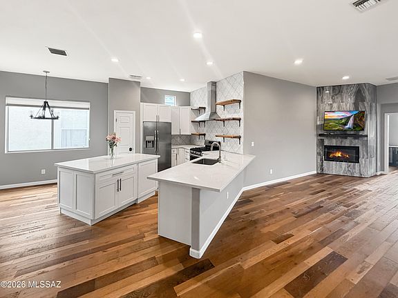 5th image of 5083 N Pinnacle Cove Dr