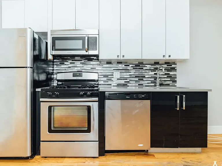 428 Bleecker St #3R — Photo 1
