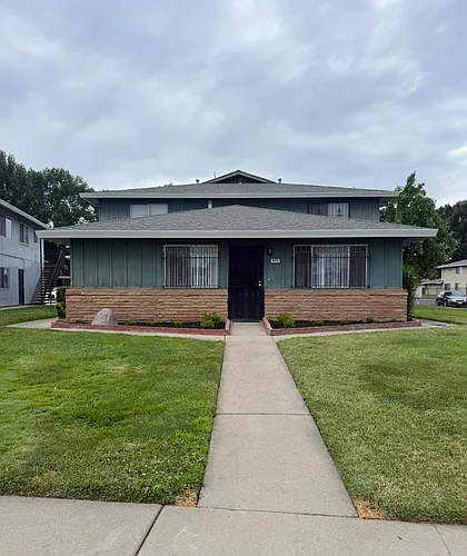 4479 La Cresta Way #1 Photo 1