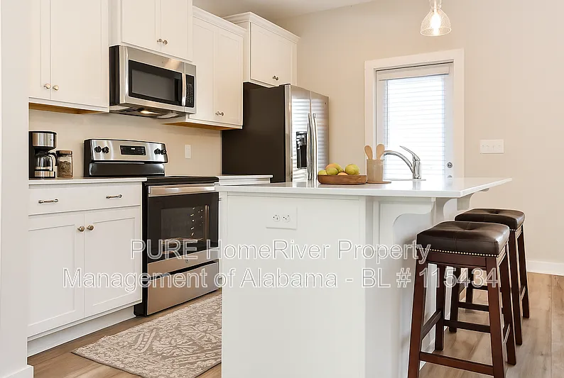3 bed, 2.0 bath, 1771 sqft, $1,725 — Photo 4