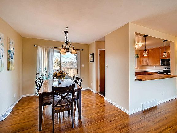 4th image of 514 Comanche Dr