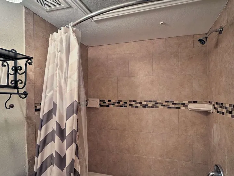 6701 Eastridge Rd #1105 — Photo 9