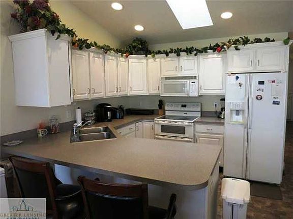 2nd image of 2053 Wyndham Hills Dr