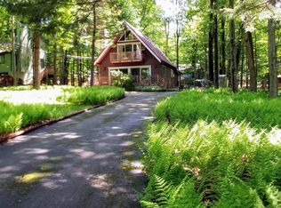 166 Beech Ln, Pocono Lake, PA 18347