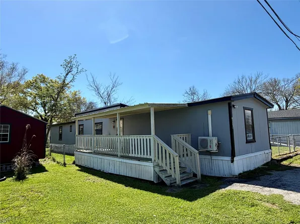 10026 Wilma Ln, Beach City, TX 77523