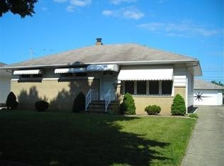 4599 Memphis Villas S, Brooklyn, OH