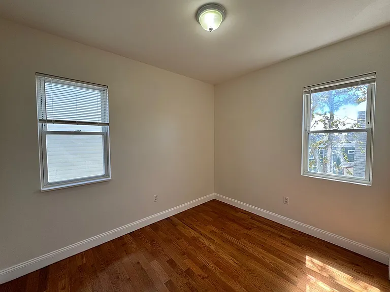 356 Somerville Ave — Photo 15