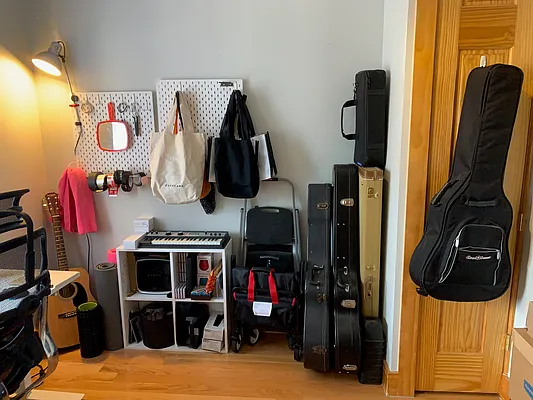 Rented by The Hamilton Group | media 28