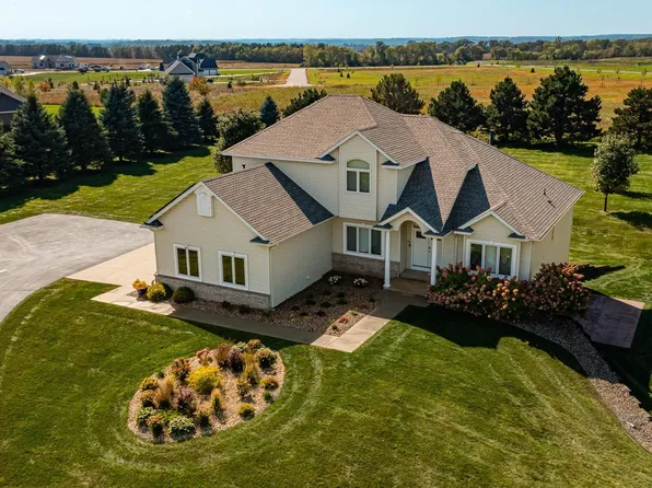 2728 Headland Ct SW, Rochester, MN 55902