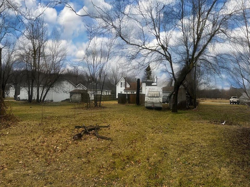 2nd image of 112 S Hamlet St