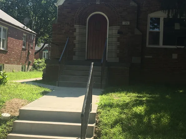 1151 Ursula Ave, Saint Louis, MO 63130