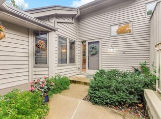 16413 Ellerdale Ln, Eden Prairie, MN 55346