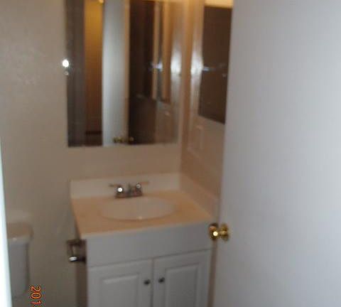 4th image of 209 Alaska Ave #10