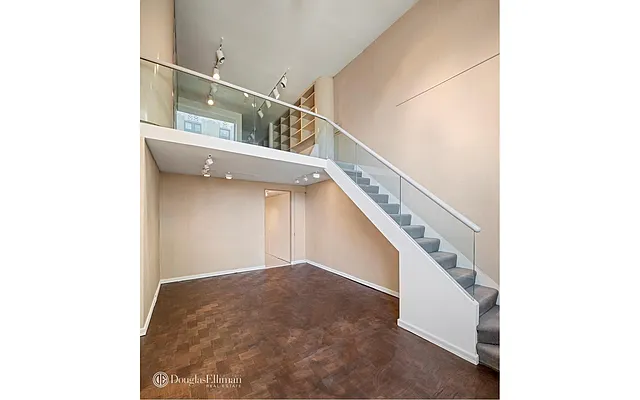 Sold by Douglas Elliman | media 22