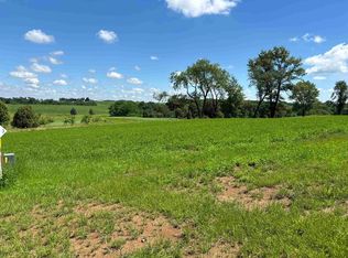 3 Galena Golf View Ests, Galena, IL 61036