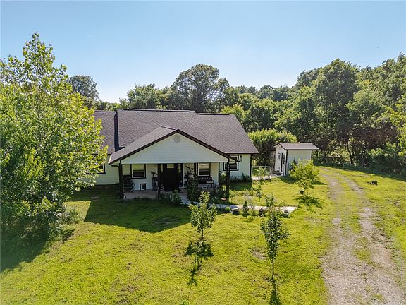 2nd image of 3959 County Road 811