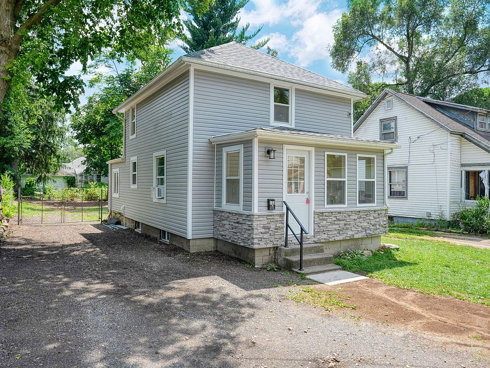 1st image of 153 Hollis St
