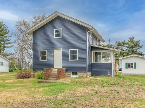 2628 Summit St, Millersport, OH 43046