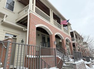3930 Forester Blvd #3930, Auburn Hills, MI 48326