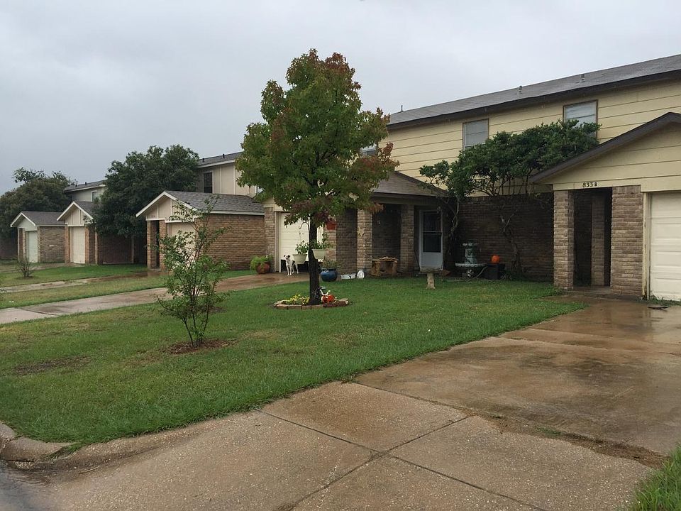 1st image of 837 NW Summercrest Blvd APT A