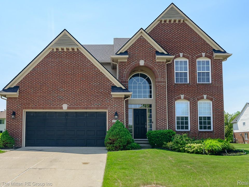 1st image of 43825 S Timberview Dr