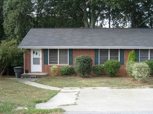 989 Pine St NE, Conyers, GA 30012